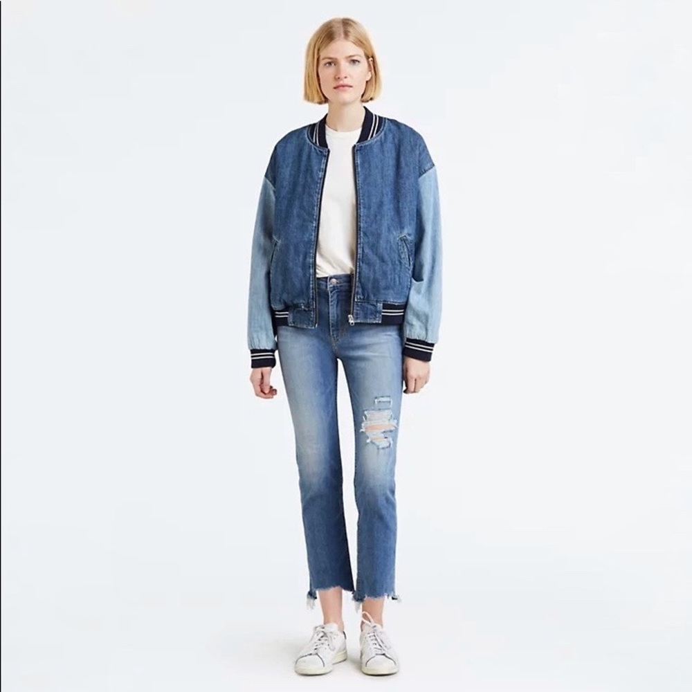 Levi's | 724 High Rise Straight Distressed Jeans Size 24